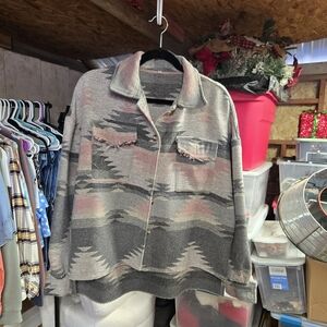 Women's Gray and Pink Shacket